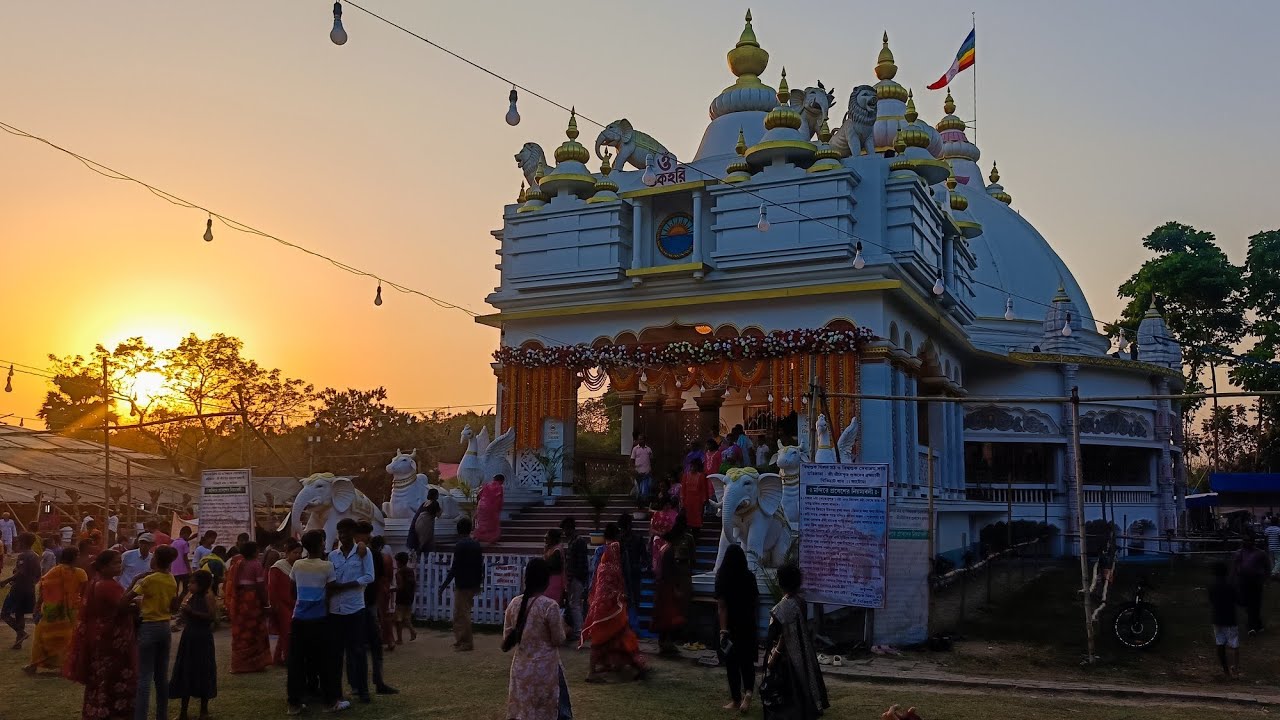 দোল পূর্নিমা উপলক্ষে সেজে উঠেছে বিশ্বশুক মিলন মঠ ও বিশ্বশুক সেবাশ্রম সংঘ | Sukhdev Baba Ashram Katwa