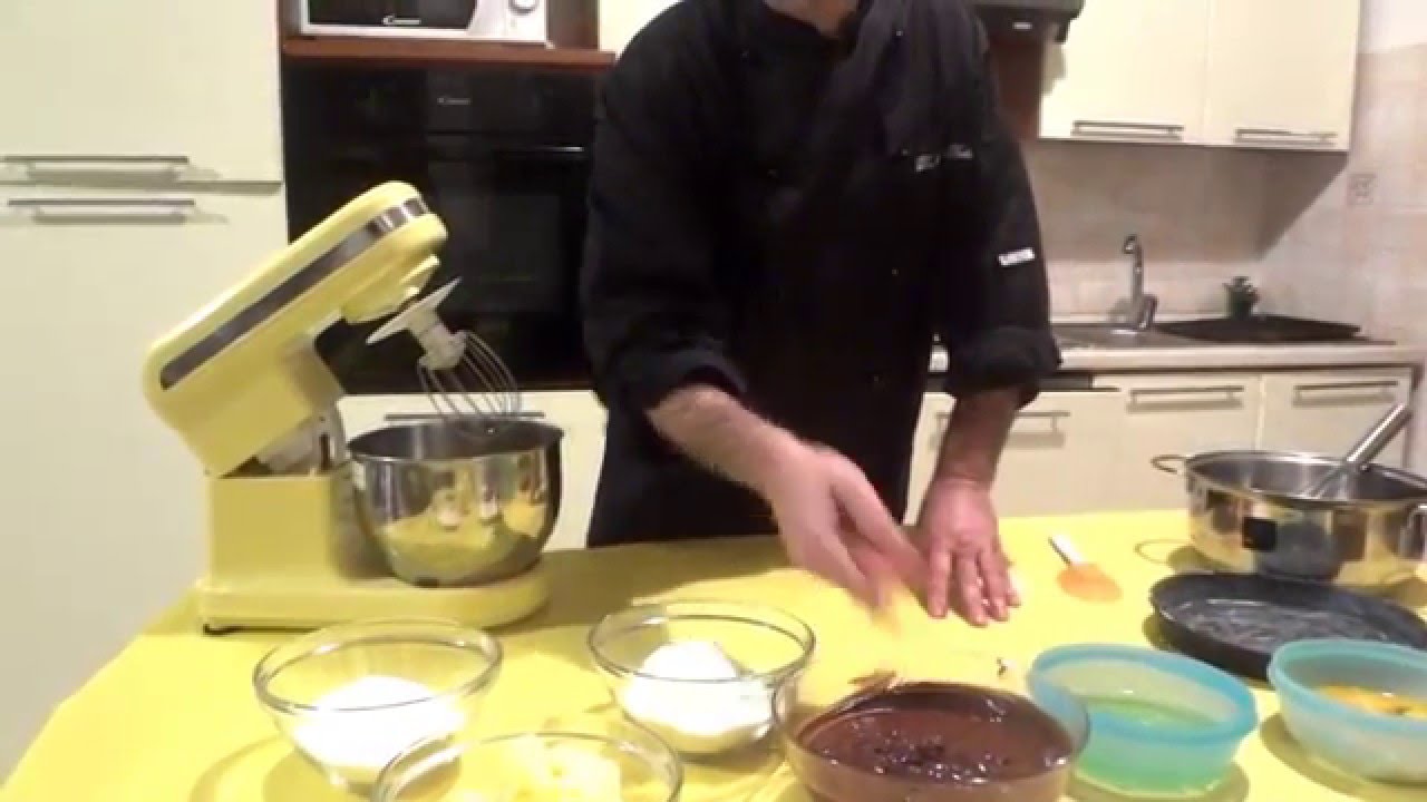 Torta Morbida al Cioccolato - Tenerella - Video Ricetta - Tutorial