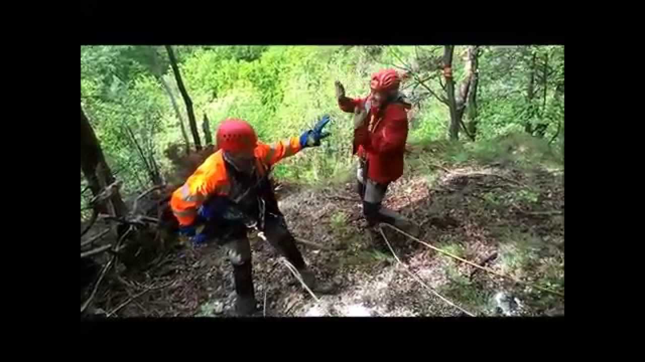 Felsräumungen - Arbeit am hängenden Seil - Seilarbeit GmbH - www.seilarbeit.ch