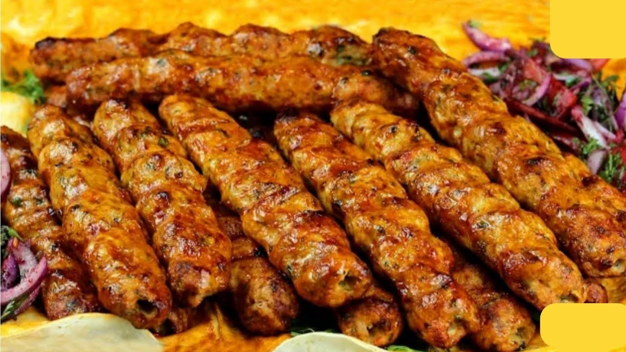 Özel Baharatı ve Muhteşem Lezzeti İle Fırında Şişte Tavuk Kebabı - TADINA HEPİMİZ BAYILDIK