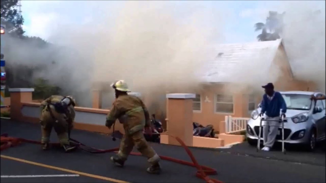 Fire On Middle Rd, Devonshire Dec 9 2014