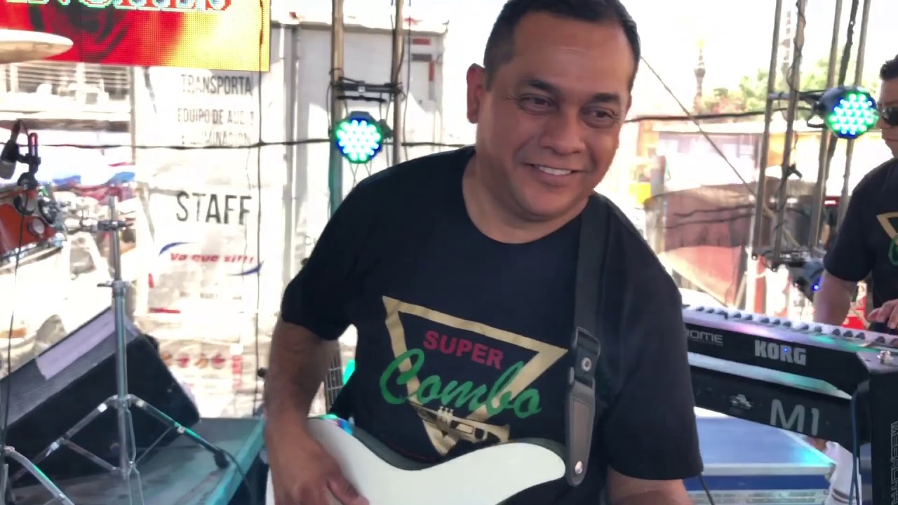 Súper combo - Huayayay y no manches en vivo