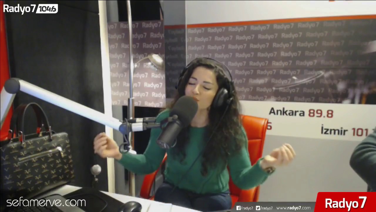 Deniz Toprak - Kırmızı Buğday (Akustik)