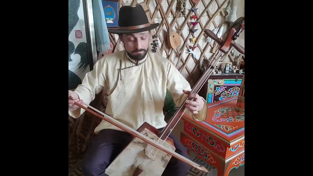 Mongol Traditional Long Song - Alia Saaral
