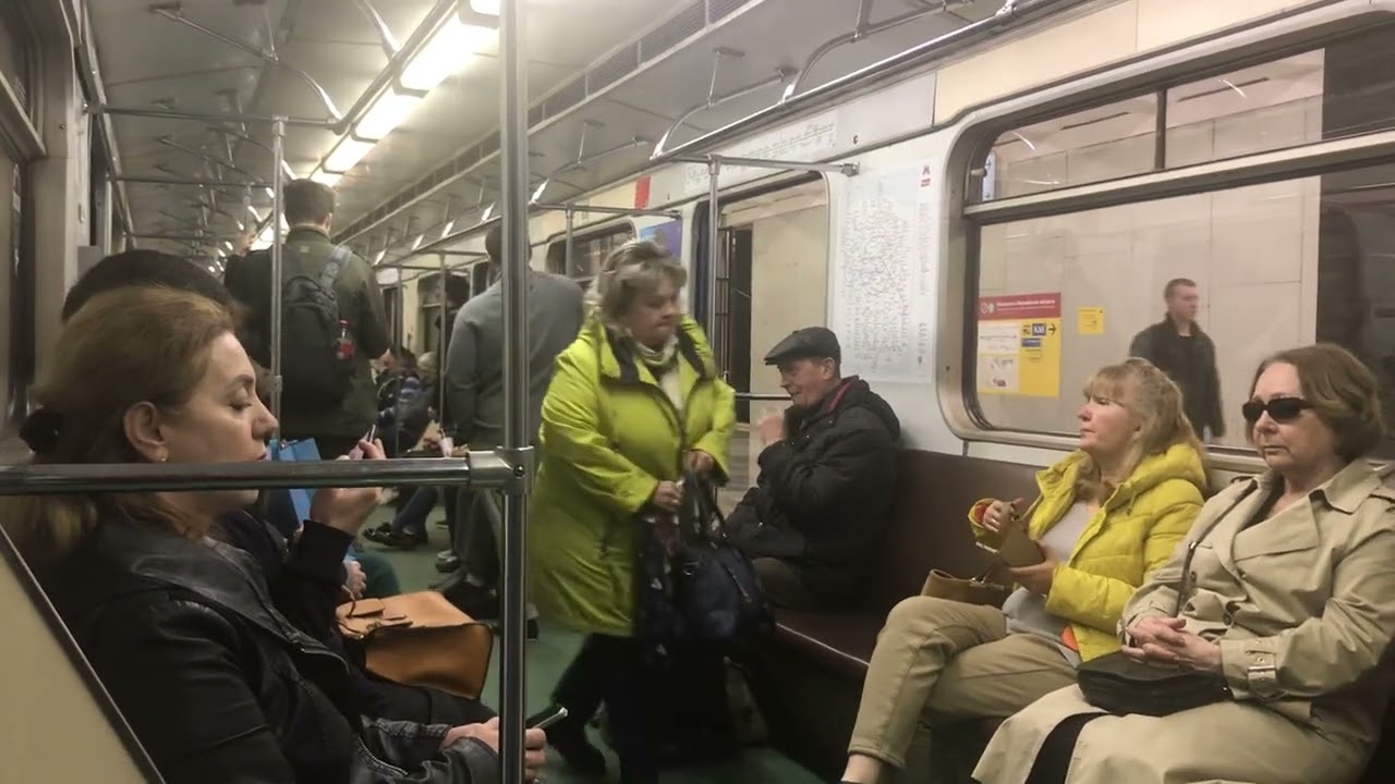 Павелецкая- Царицыно 81-717/714 (2 ваг из 8)