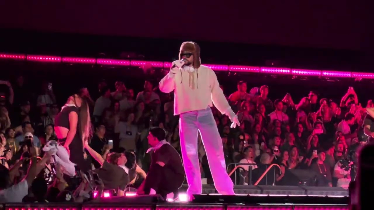 Bad Bunny - KLOuFRENS  Chile 2K26 Estadio Nacional 