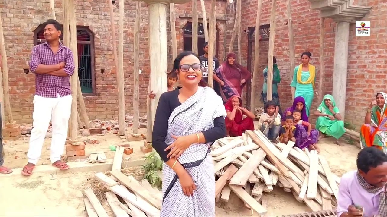 Viral video | देखिए किन्नरो का डांस देखने के लिए उमड़ी लाखो भीड़ | Gaav ka Desi program | अवधी geet