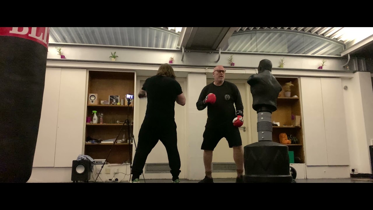 Tai Chi Neigong: Using the forces trained in the gong for striking