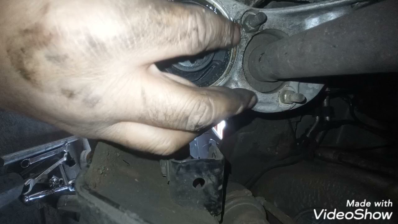 Troca bucha coxim inferior cambio Peugeot 207 sem utilizar  ferramenta gastando pouco para  fazer.