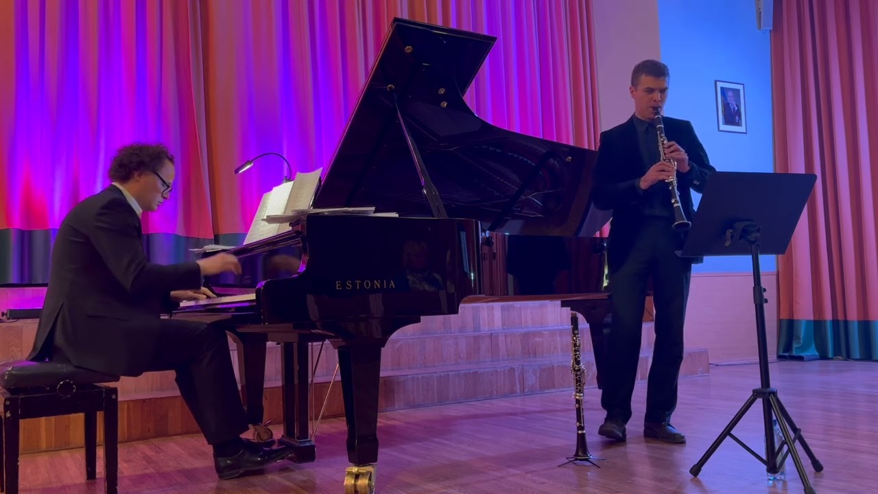 A. Piazzolla Adios nonino - Marten Altrov (clarinet) and Karl Peterson (piano) HD 1080p