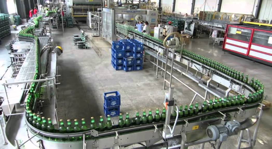 F&P Beer Glass Bottle Conveyor by Icopag Packaging