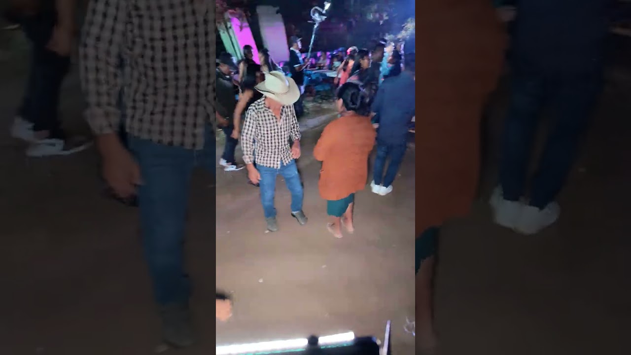 Llego la iguana con los Reymi's en cruz verde ll 