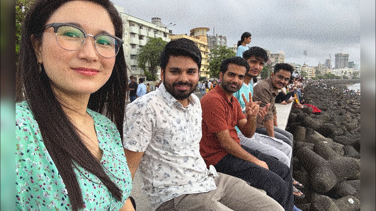 Living alone in Mumbai, but never alone at Marine Drive💙