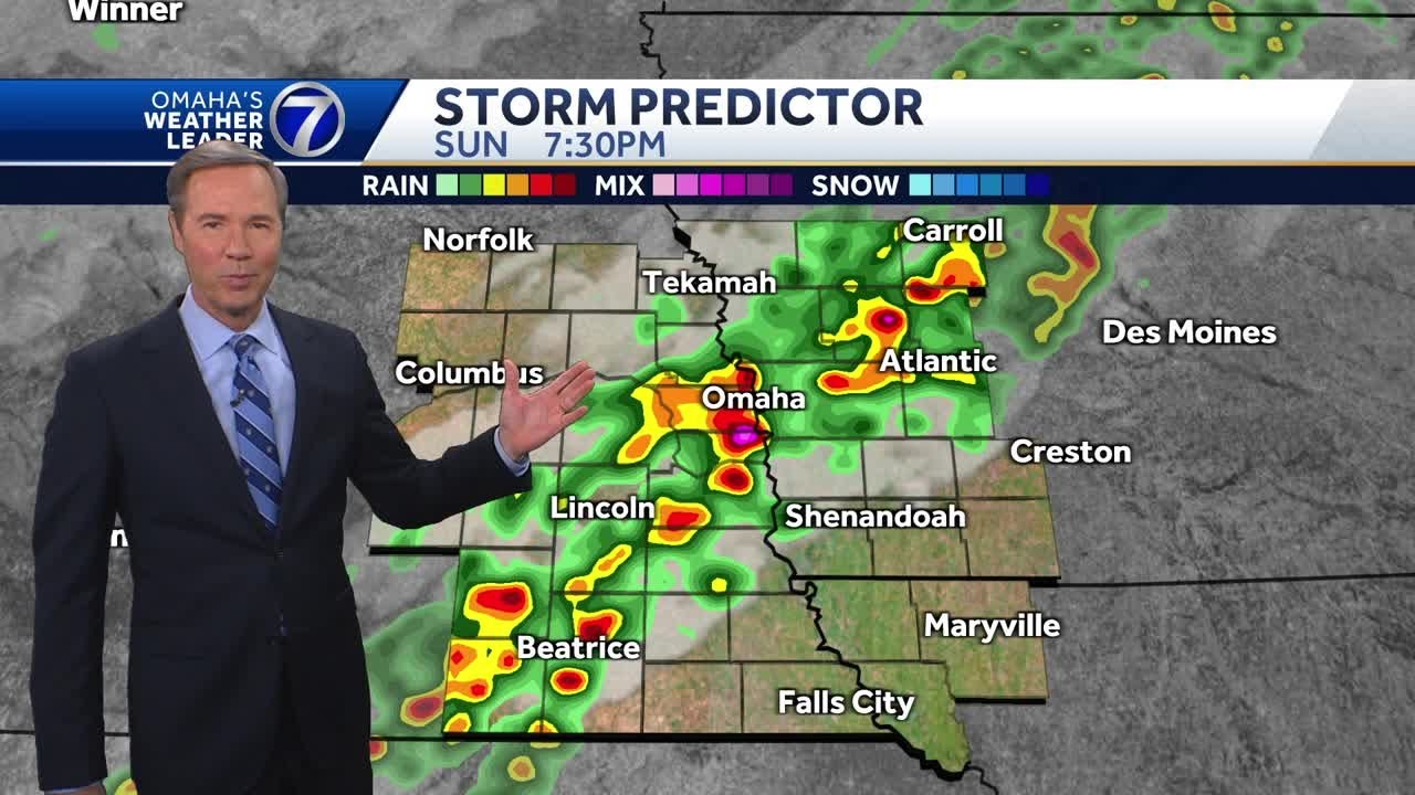 A few storms this evening around Omaha