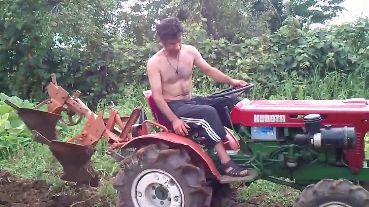 Kubota Tractoras