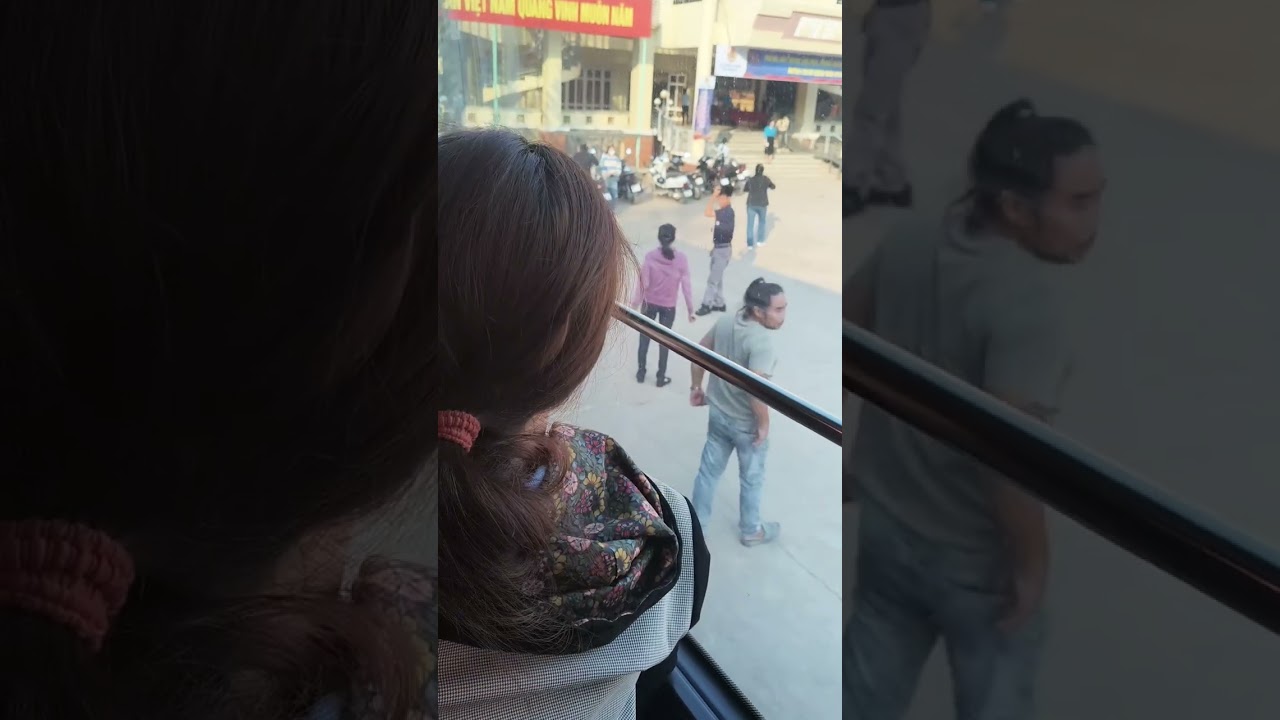 hôm nay đi nhận quà tết 