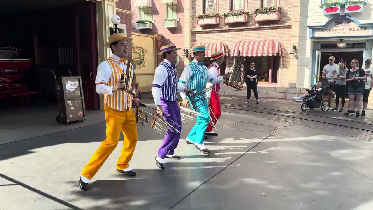 Dapper Dans - Disneyland Medley