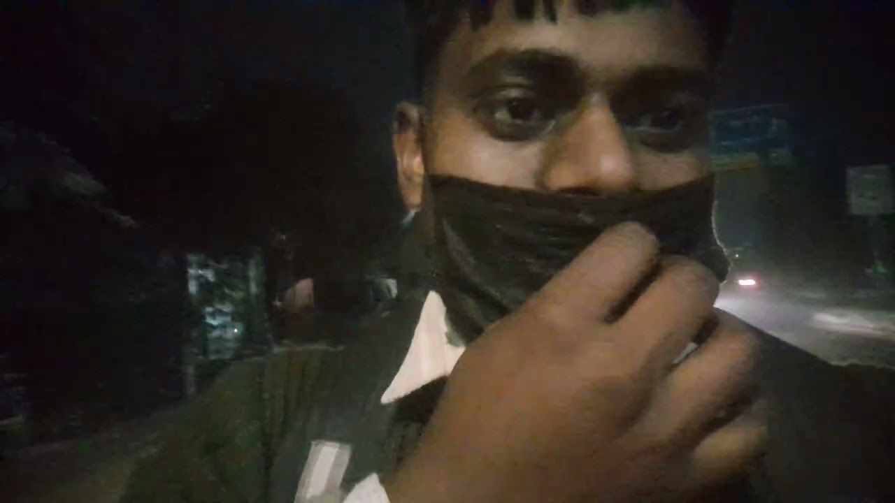 Hello audience myNew minivloge audience finally mai  pahuch gaya hu punjab  ricive station my friend