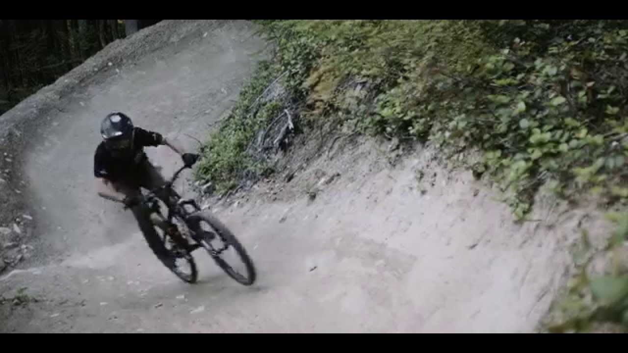 R Dog   3 Bikes, 3 Minutes