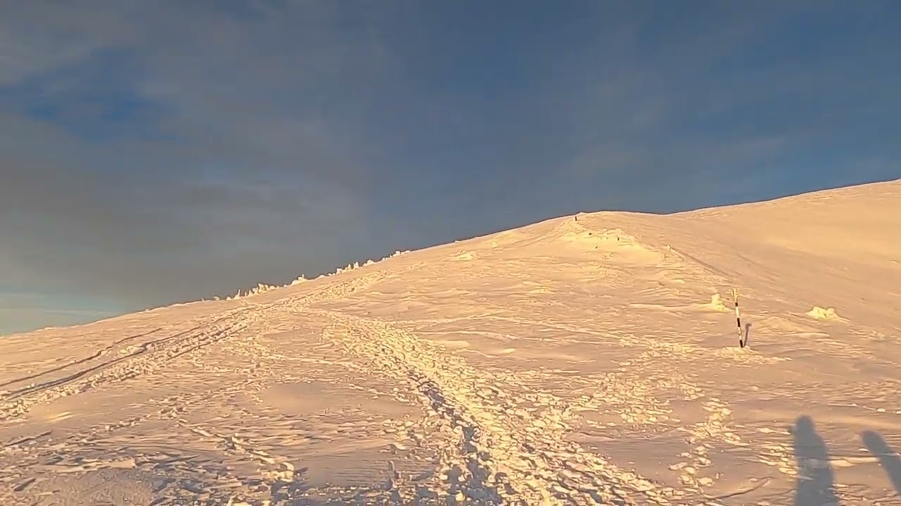 Muntii Par&acirc;ng /