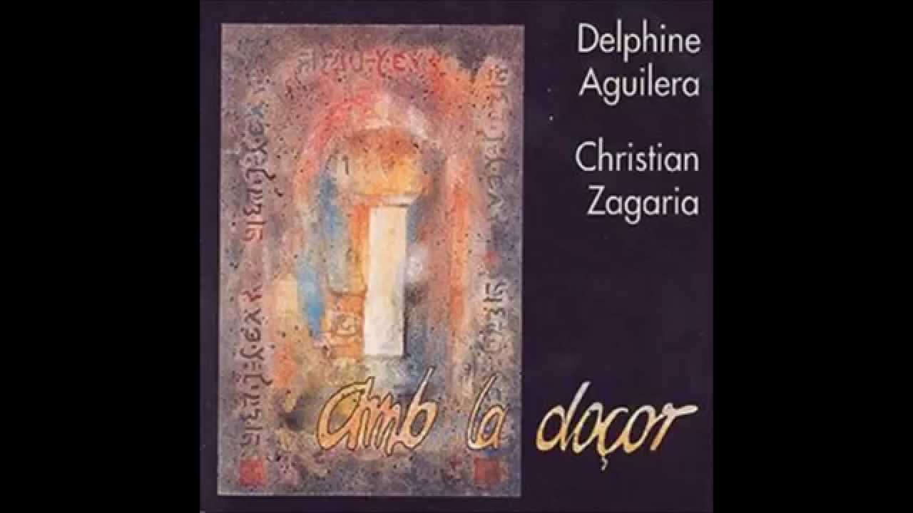 Delphine Aguilera and Christian Zagaria - En El Mes De Mayo (Los Bilbilicos)