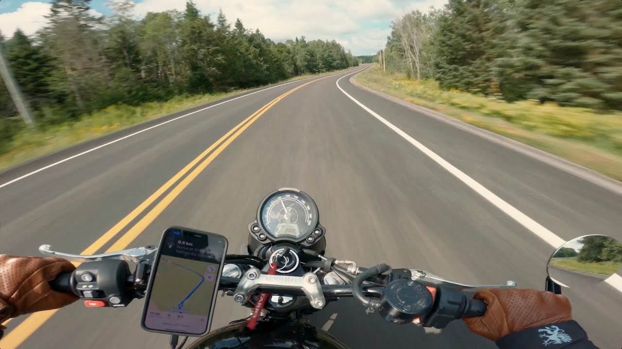 Peaceful POV ride from Almonte to Calabogie • Triumph Speed Twin 900 • 4K