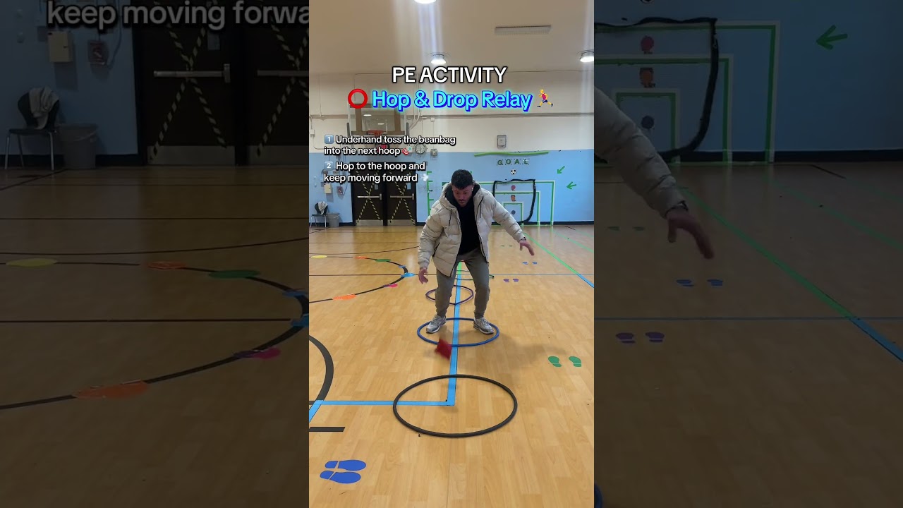 Can you make it through every hoop? 👀  