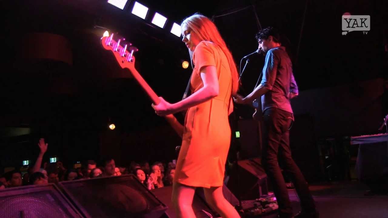 Something For Kate - Sweet Nothing live at the Bar On The Hill