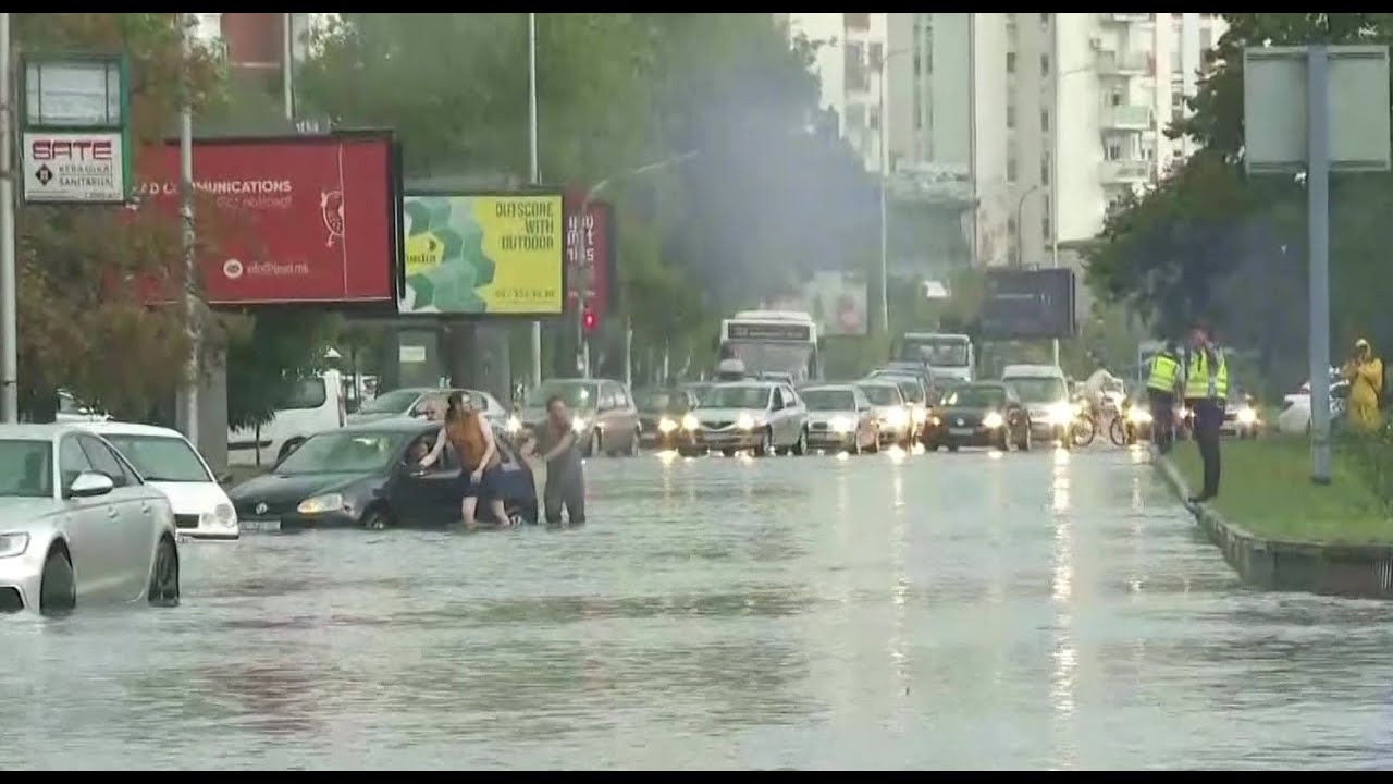 Големо невреме направи штети во Скопје