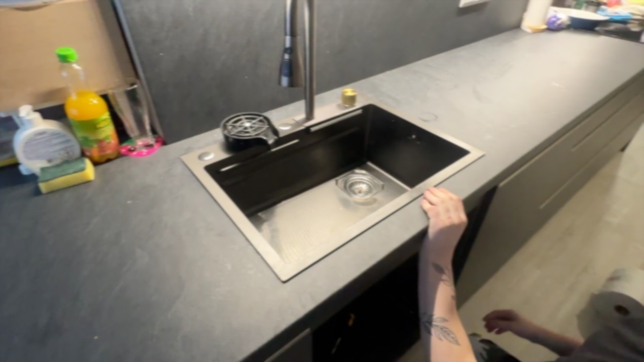 Výměna kuchyňského dřezu