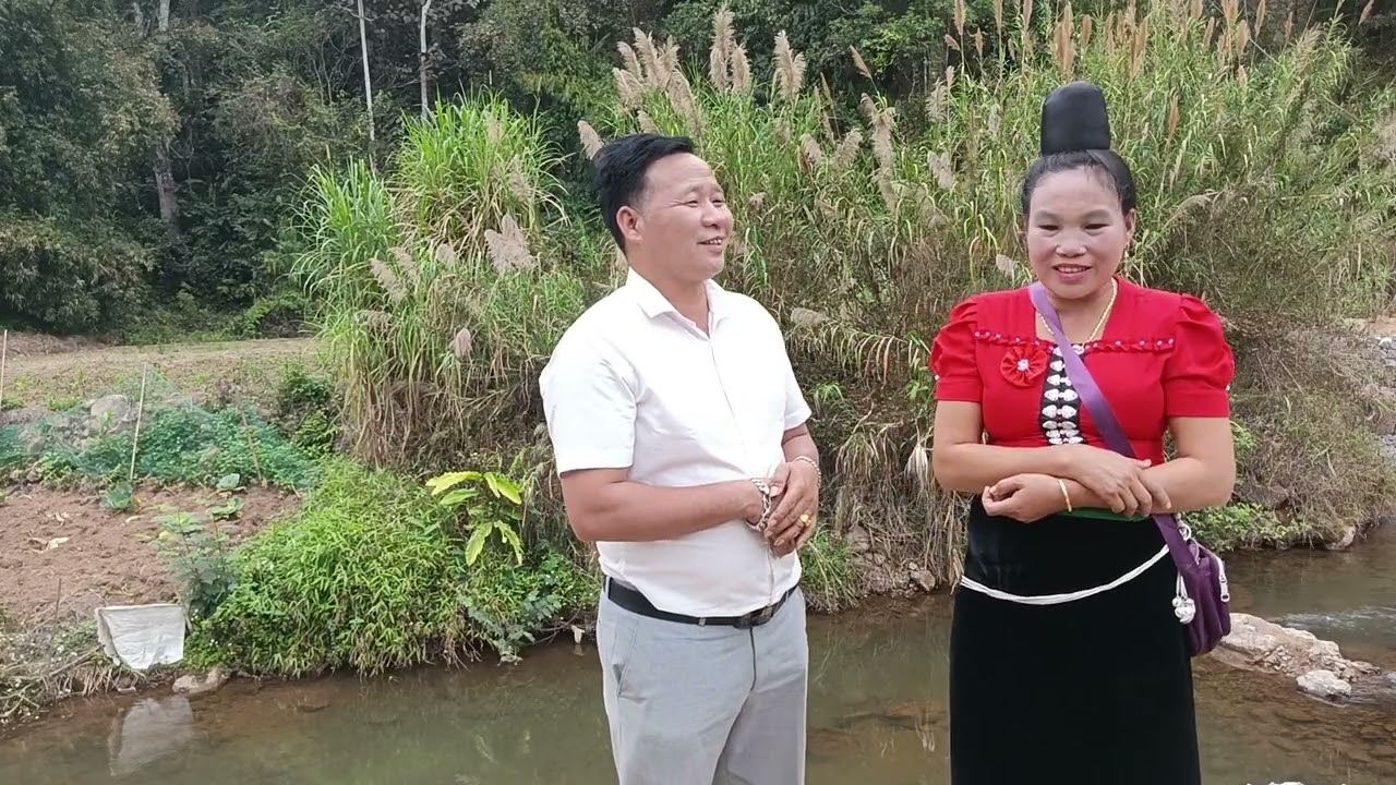 Anh Dúng tươi lò chiêng giao lưu