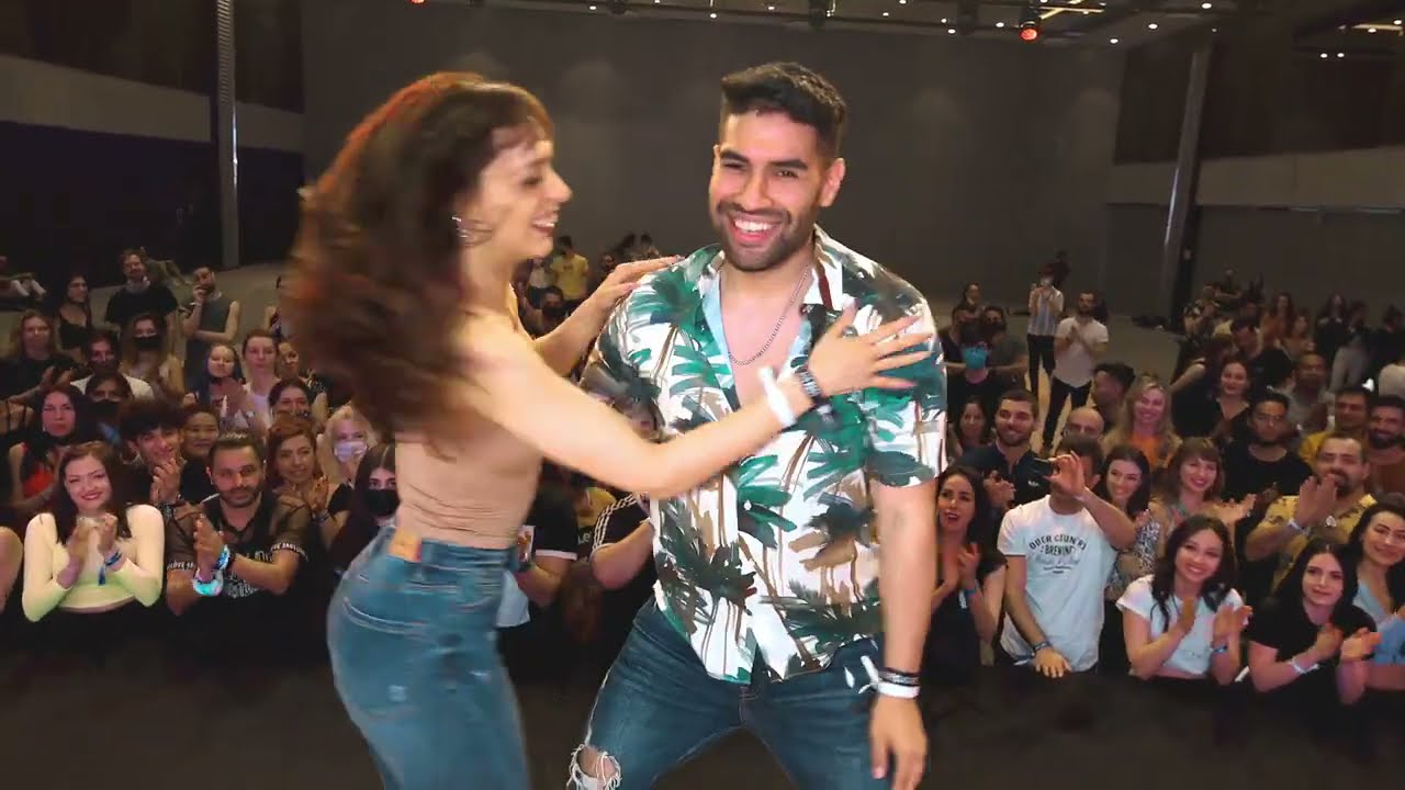 Mike Bahía & Greeicy - Esta Noche / Marco y Sara Bachata Style / Instambul salsa congress 2021