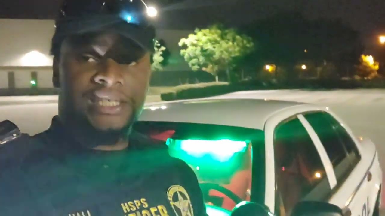 CAN  SECURITY  USE LIGHTS ON PUBLIC ROADS EVER??