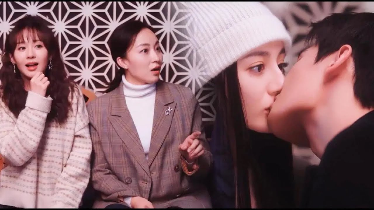 Movie |两人当众激吻，于途按耐不住终于下手，晶晶小鹿乱撞满脸通红！