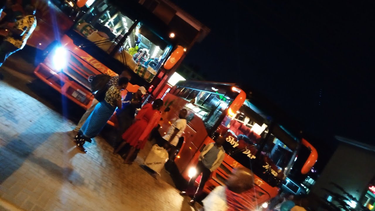 Cheki Ally's star bus zilivo toka kwa mbwembwe leo shekhlango zimetoka 8 kwenda mikoani