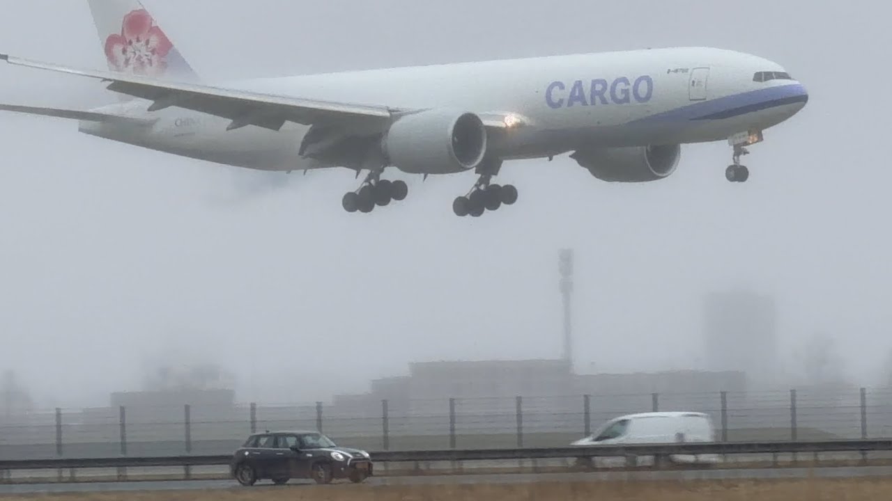 BOEING 777-F CHINA AIRLINES CARGO MUMBAI TO AMSTERDAM LANDING SCHIPHOL AIRPORT B18780 #automobile