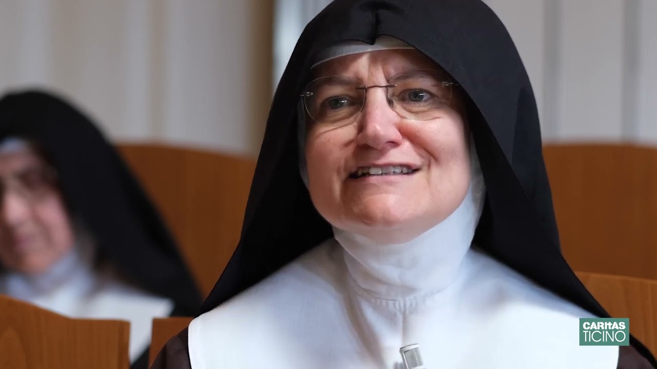 Suor Chiara Myriam, che da 25 anni vive in nel Monastero dei Santi Francesco e Chiara di Cademario