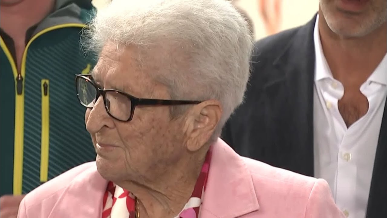 Dawn Fraser joins call for antisemitism royal commission