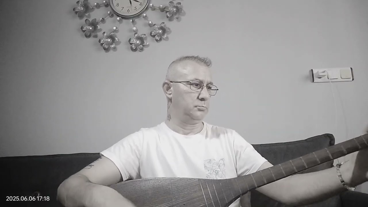 Baş Divani aşıq havası - SOLO