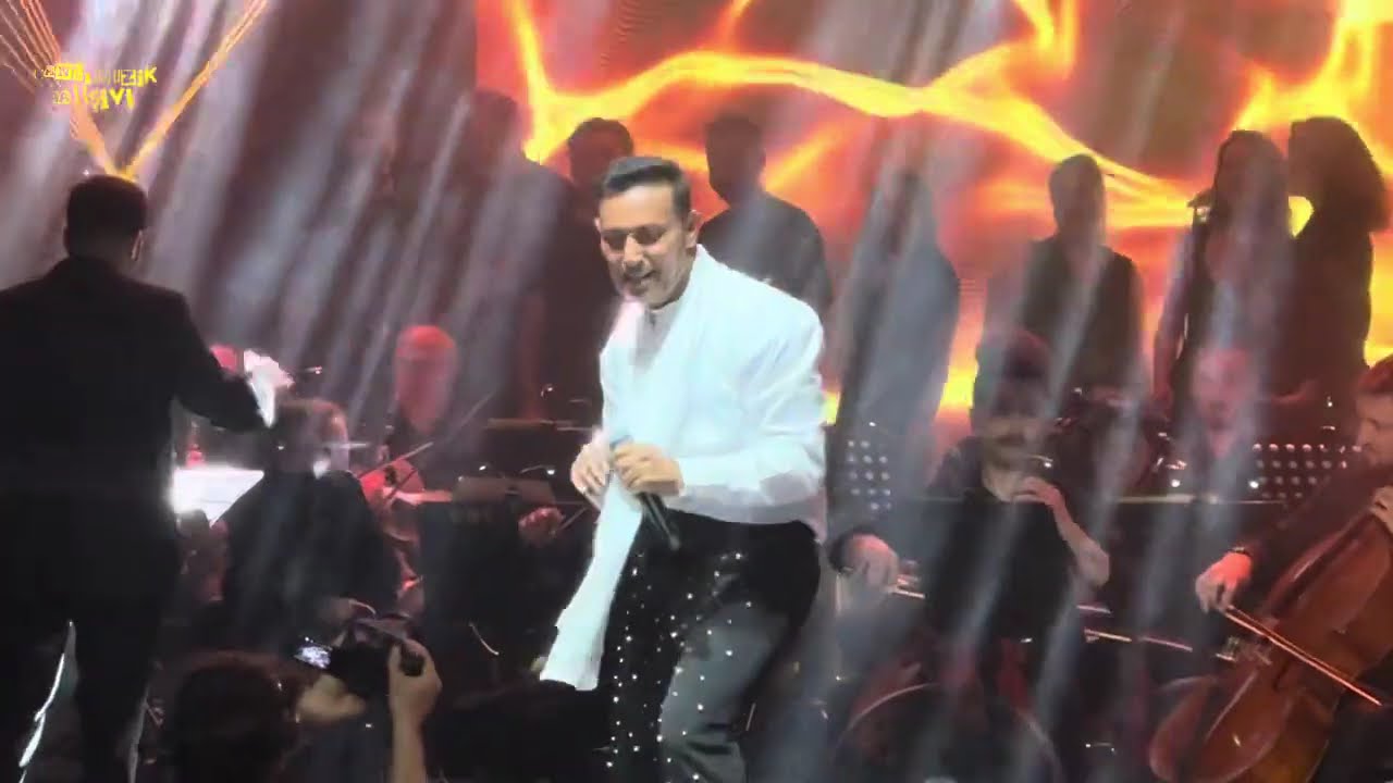 Mustafa Sandal 2025 Harbiye Açıkhava Konseri / Güncel Video