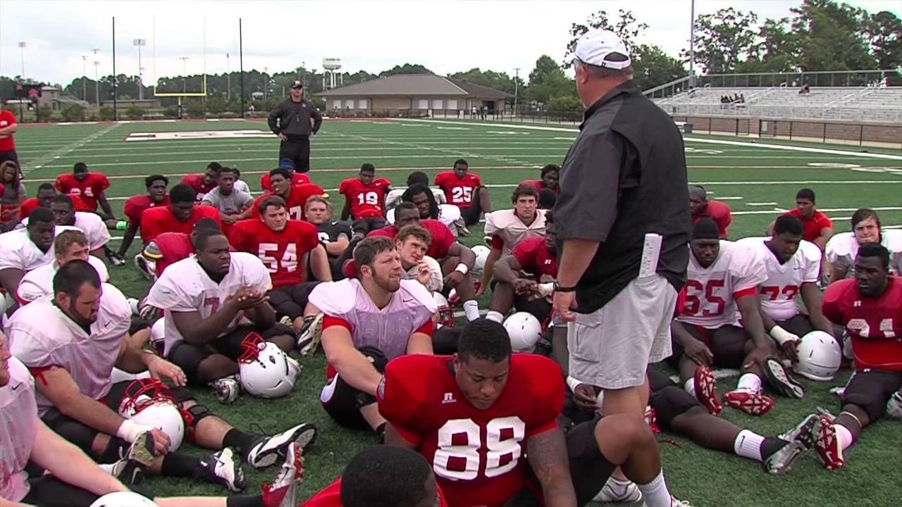 Inside the PR1DE: 2013 EMCC Football - Episode 1, "Incomplete"