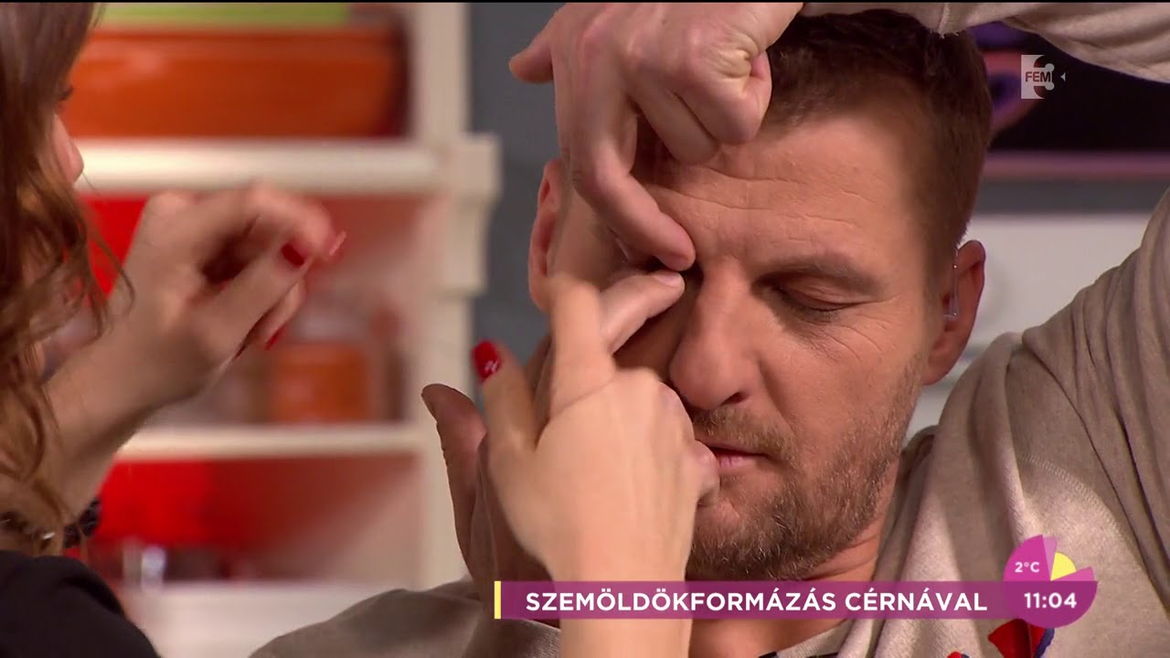 Különleges módszerrel formázták meg élő adásban Kadlecsek Krisztián szemöldökét - tv2.hu/fem3cafe