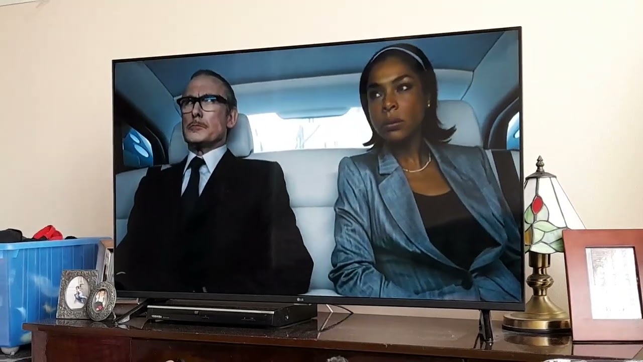 Stormbreaker 2006 Film Jack Starbright Drive her Red Mini Cooper with Alex Rider & Sabine see him 