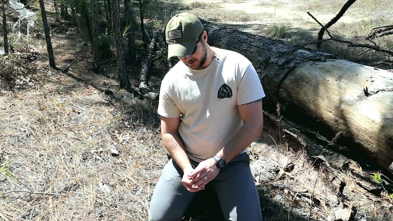 Black Scout Quick Tips - How to Start a Fire with a Flashlight