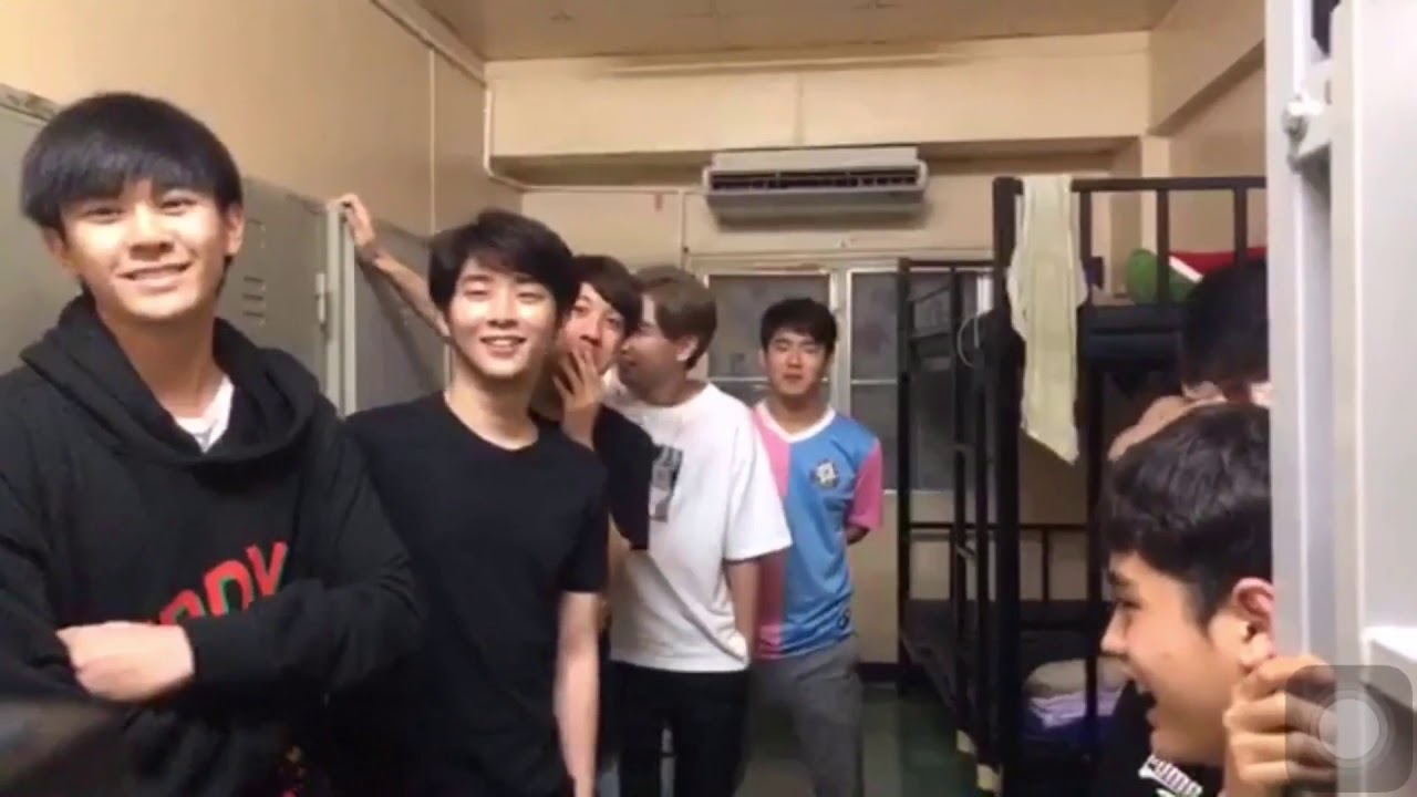 [LIVE] บุกหอหนุ่มเฟรชชี่มศว #สมบัติคณะนวัต