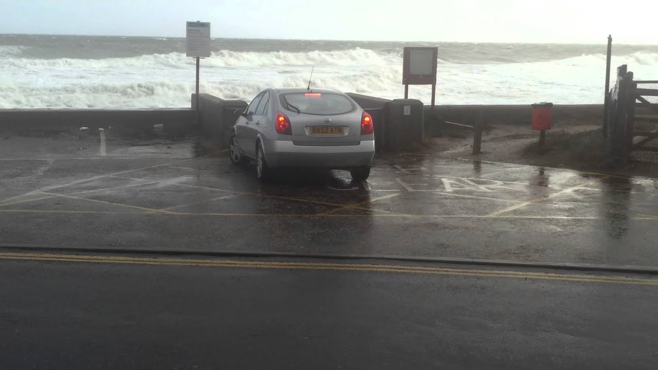 Walcott Sea Front 1 hour before high tide
