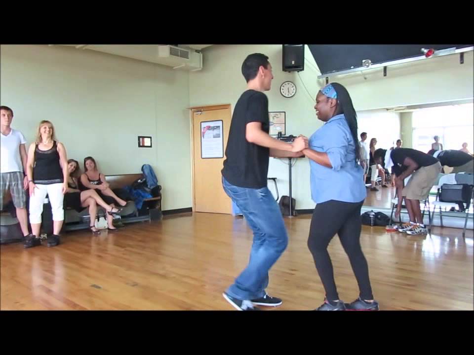 Montreal Rueda Standard moves - Si&eacute;ntala