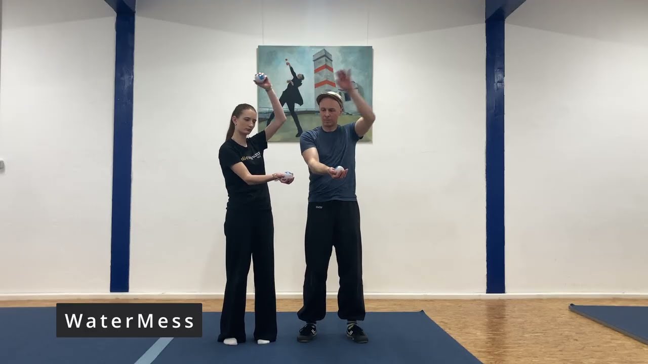 Bälle jonglieren - Partnertricks: WaterMess