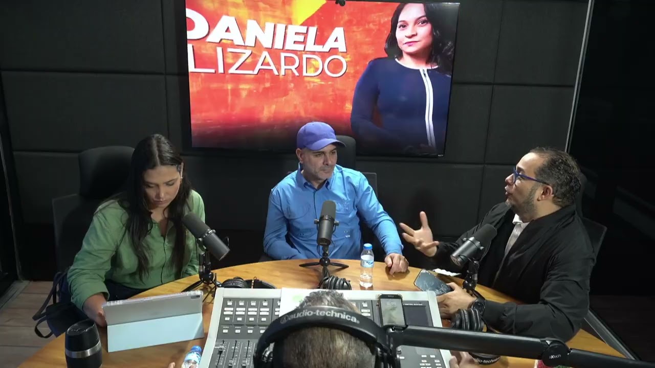 VAMO ARRIBA RADIO - MIERCOLES - 7-1-2026 EN VIVO FULL 94.1 FM FIN DE POGRAMA NELSON REYES