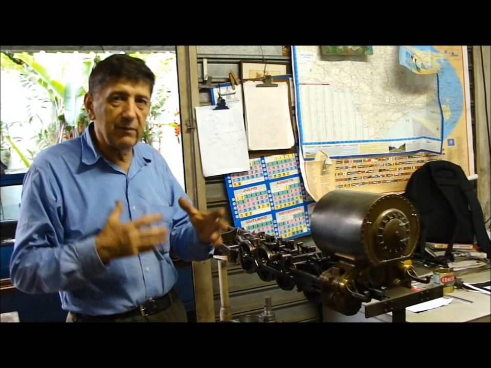 Live Steam 4-8-2 - Arnaldo Bottan. 3/4
